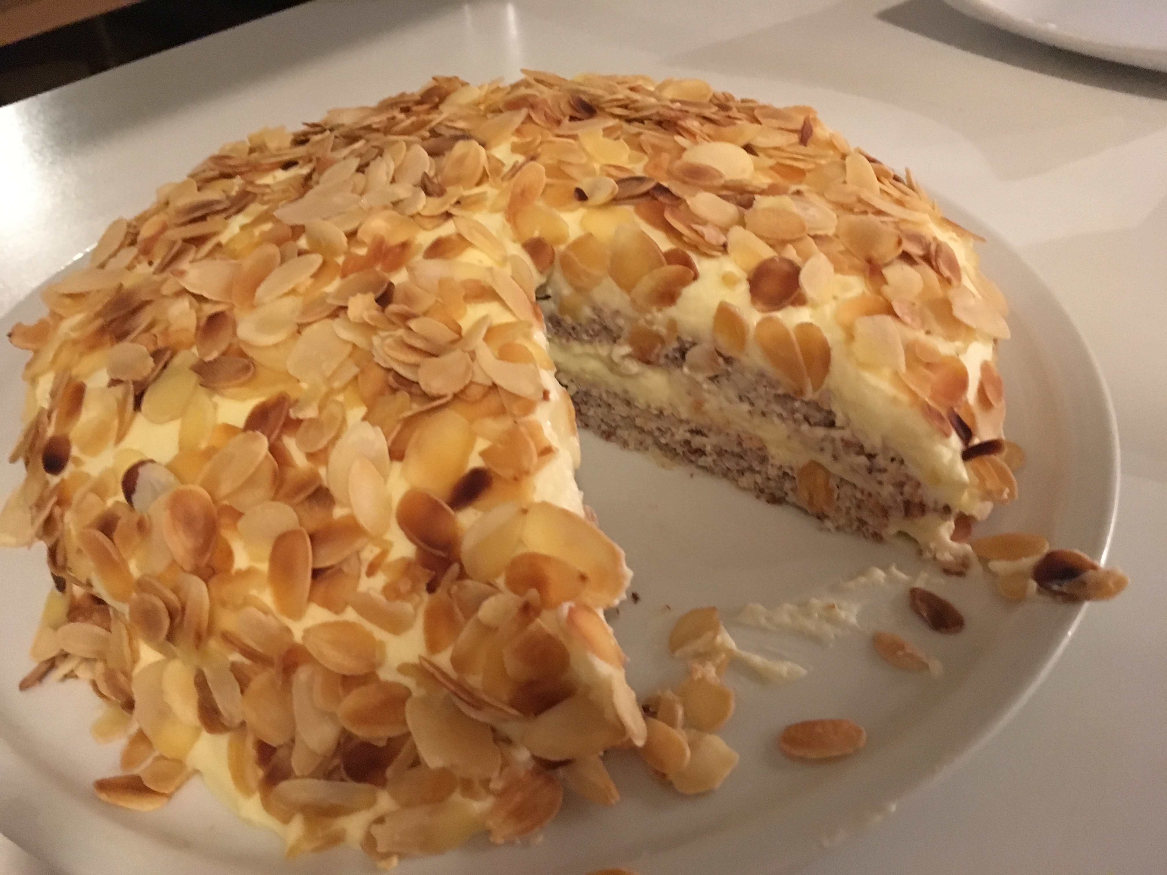 Schwedische Mandeltorte | Das Monatsdinner